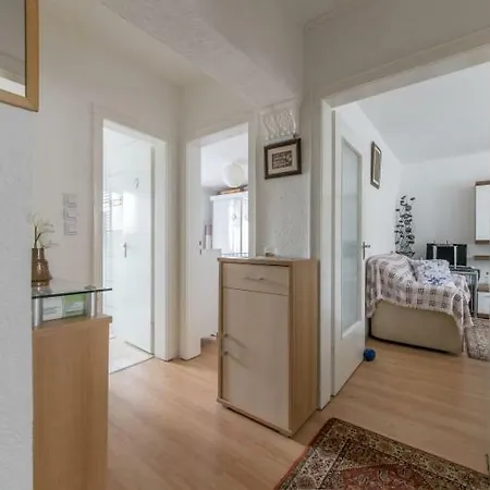 Id 5740 - Private Apartment
